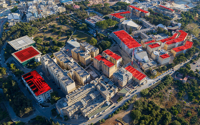 SunPower-zonnepanelen bij de Universiteit van Malta