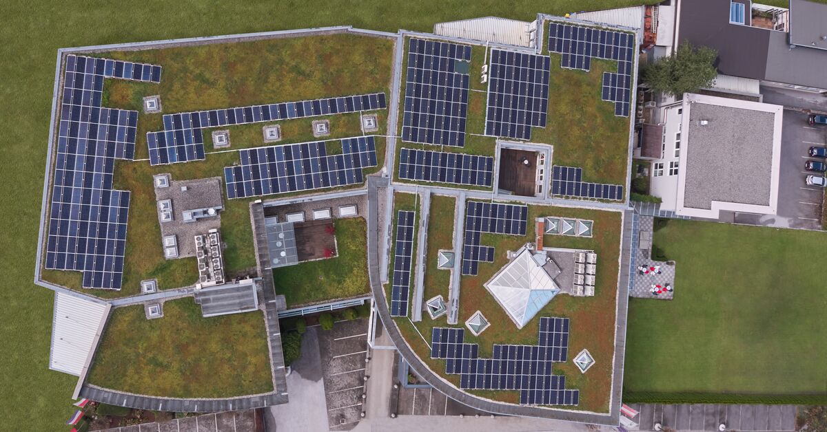 Sustainably produced solar power Installation with Maxeon SunPower solar modules on the rooftop of Besi Austria GmbH.