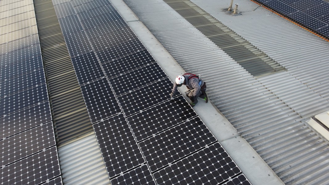 Installation of 481 SunPower Maxeon panels at the Next Hydraulics production site 